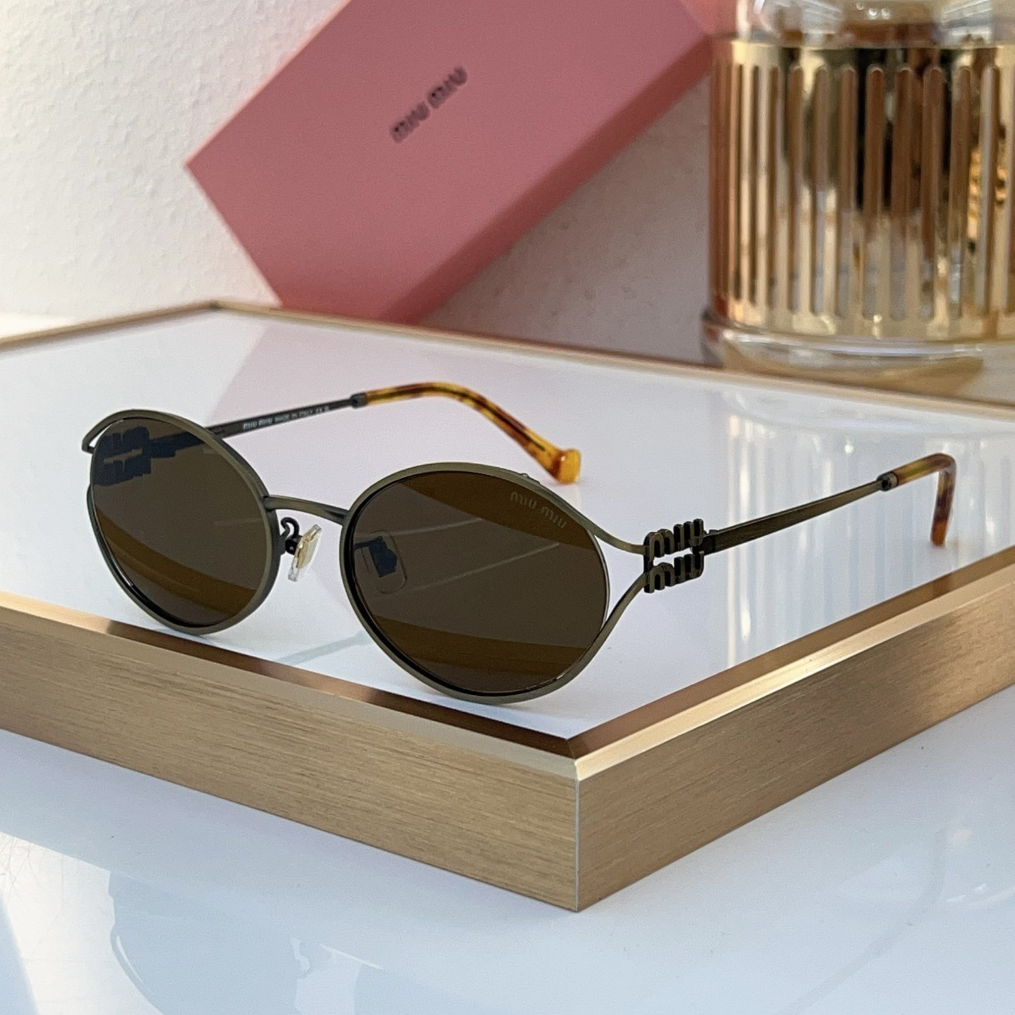 EleganceMetal Shades