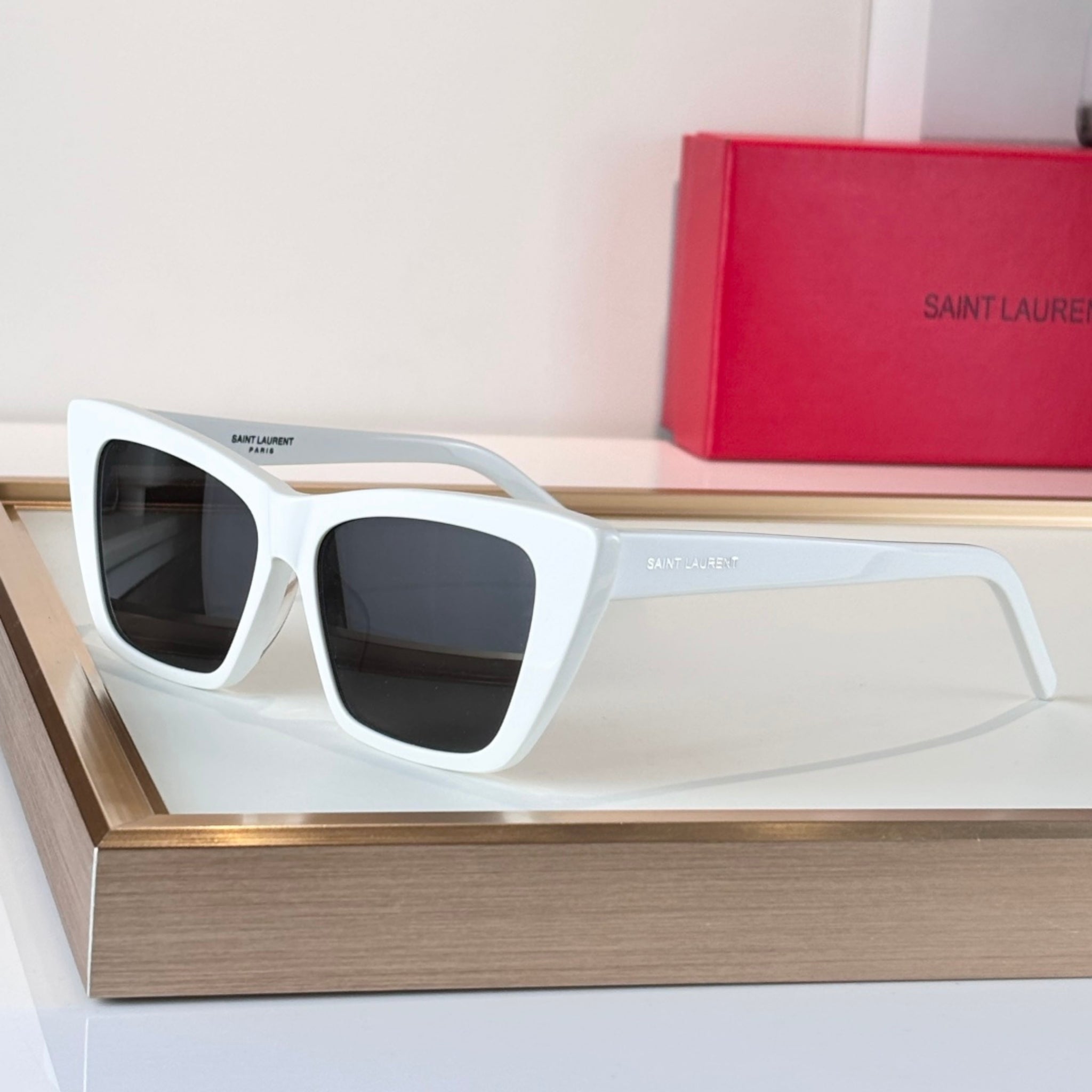 La Bella Vista Sunnies