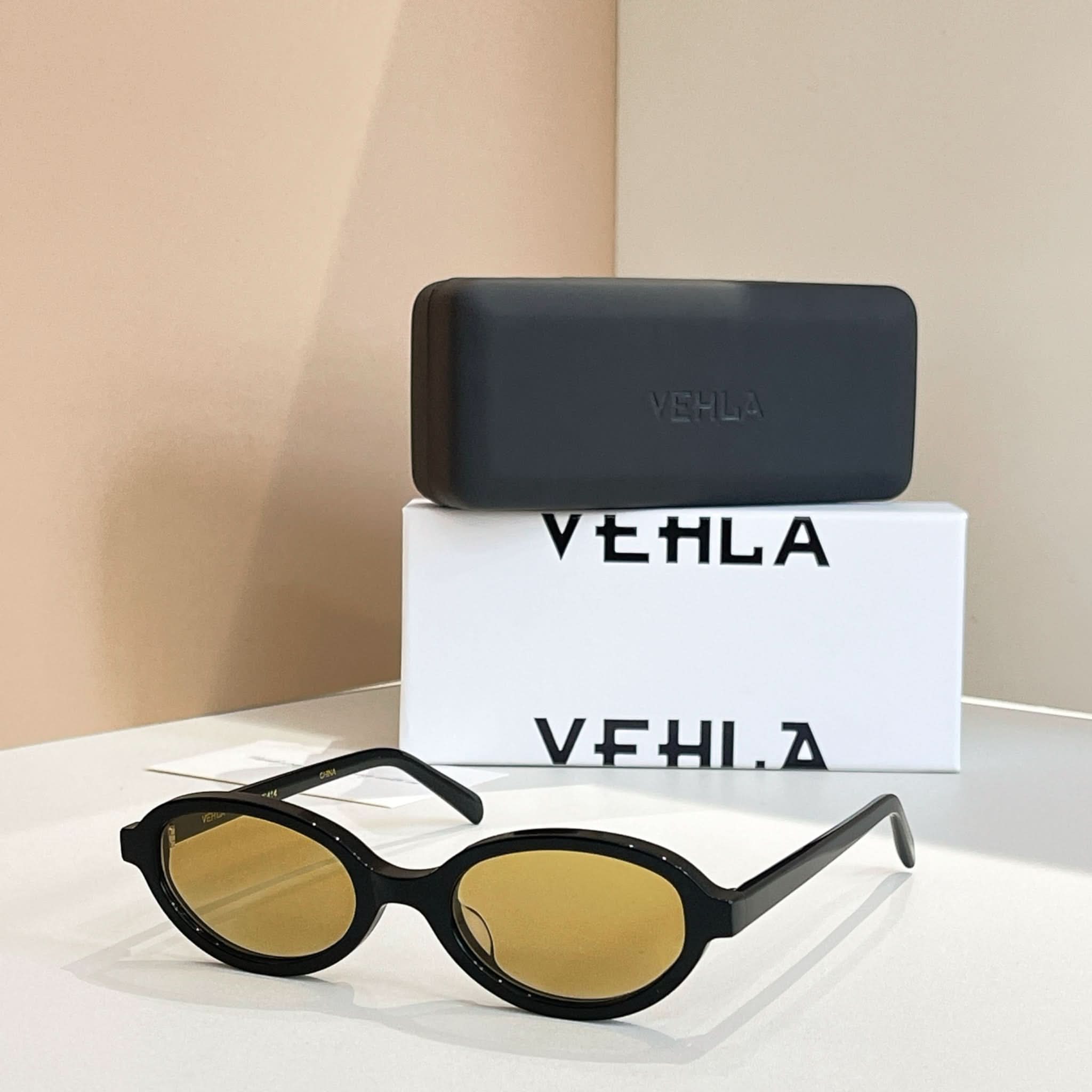 Vehla June