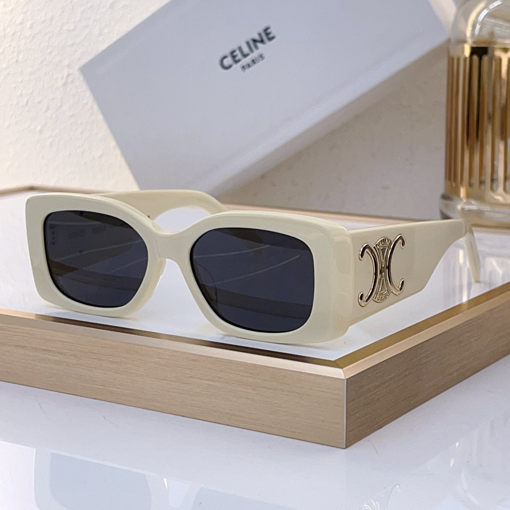 Avenue Luxe