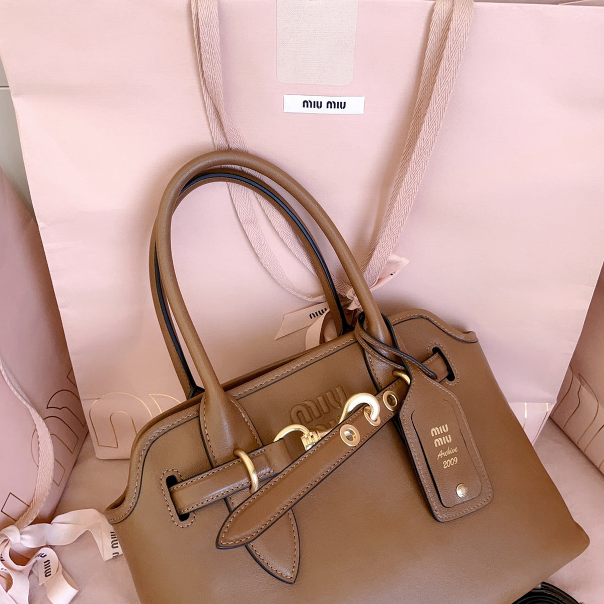 Aventure Napa Leather Bag