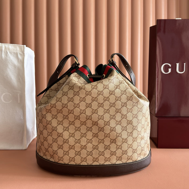 Venice Large Bucket Bag