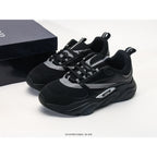 B22 Sneakers