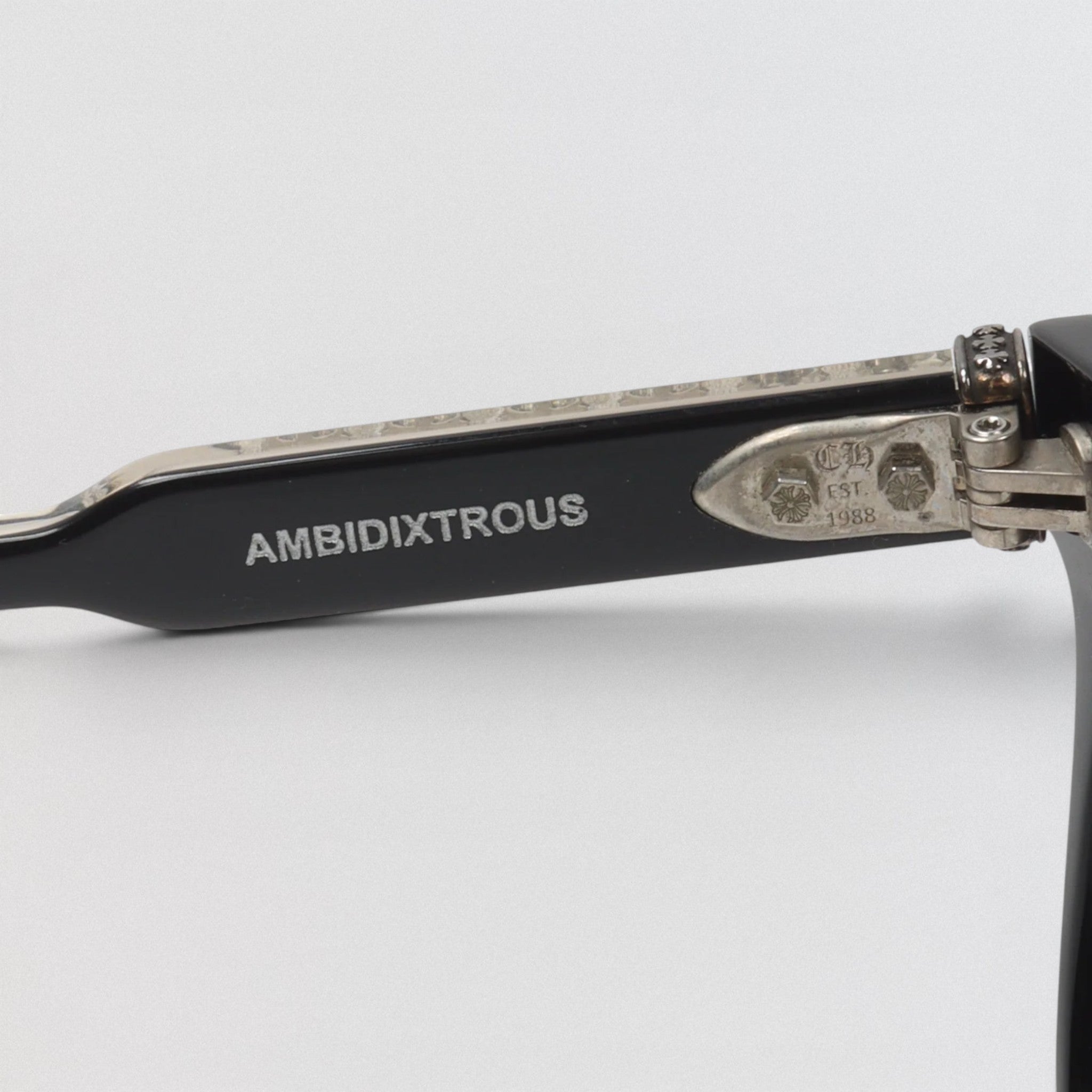 Ambidixtrous