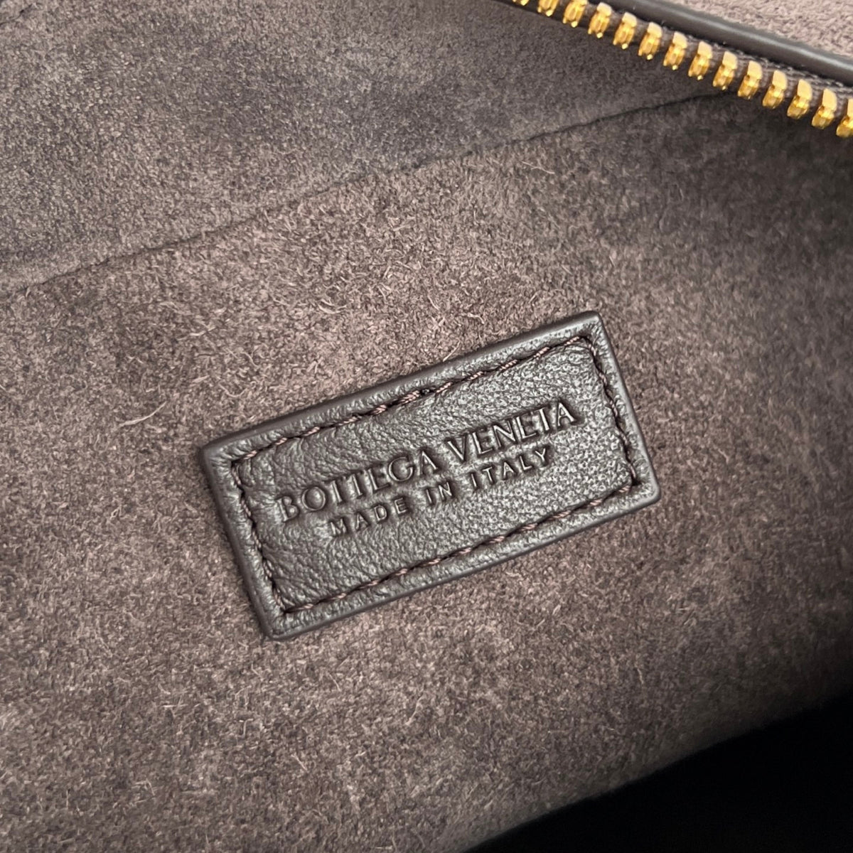 Nodo Intrecciato Suede-Trimmed Leather Clutch