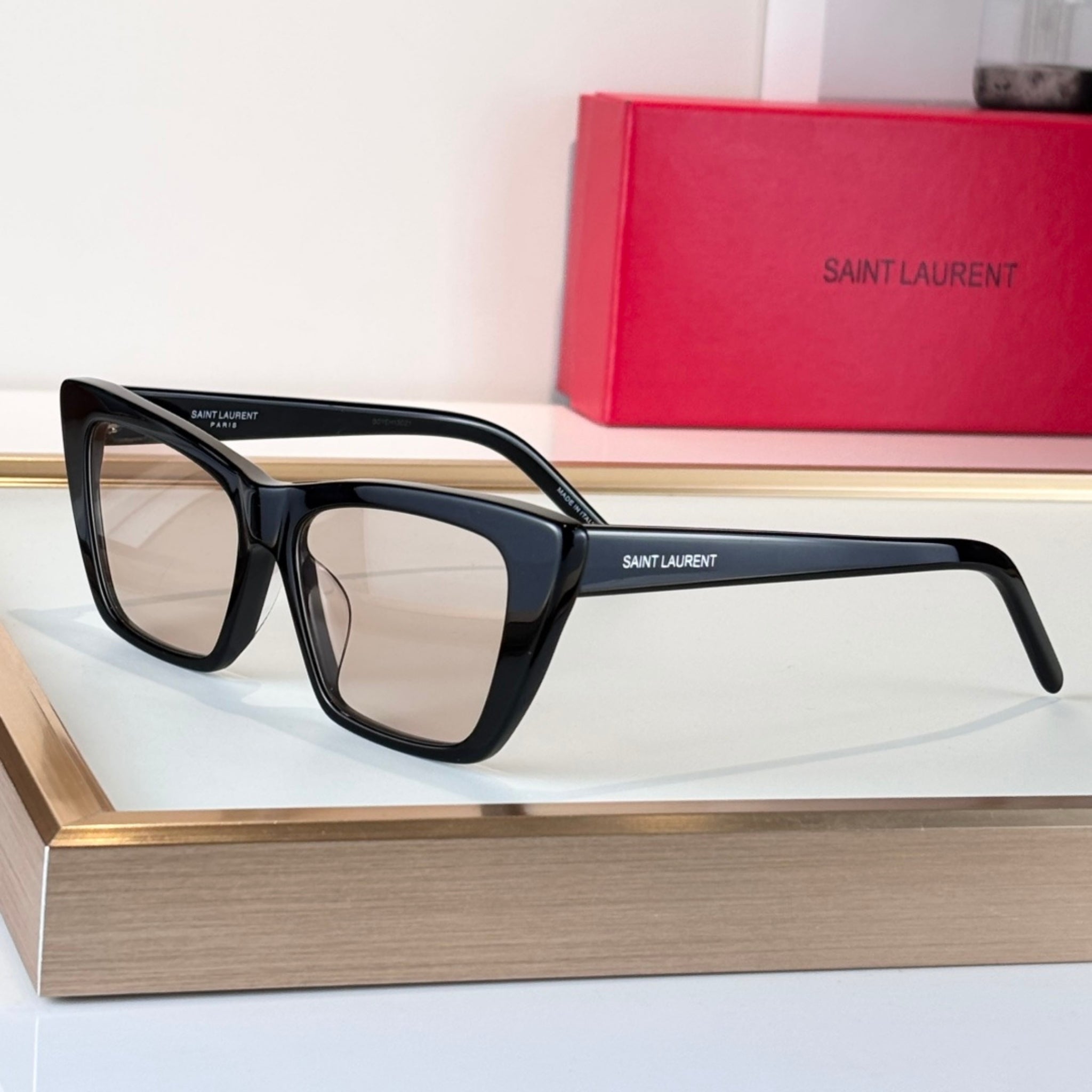 La Bella Vista Sunnies