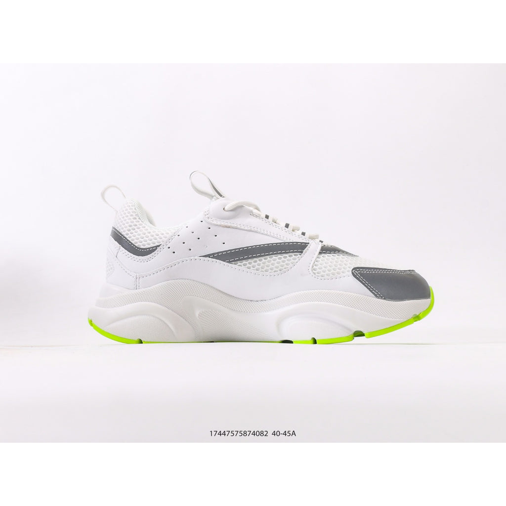 B22 Sneakers