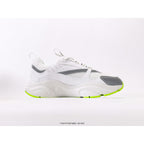 B22 Sneakers