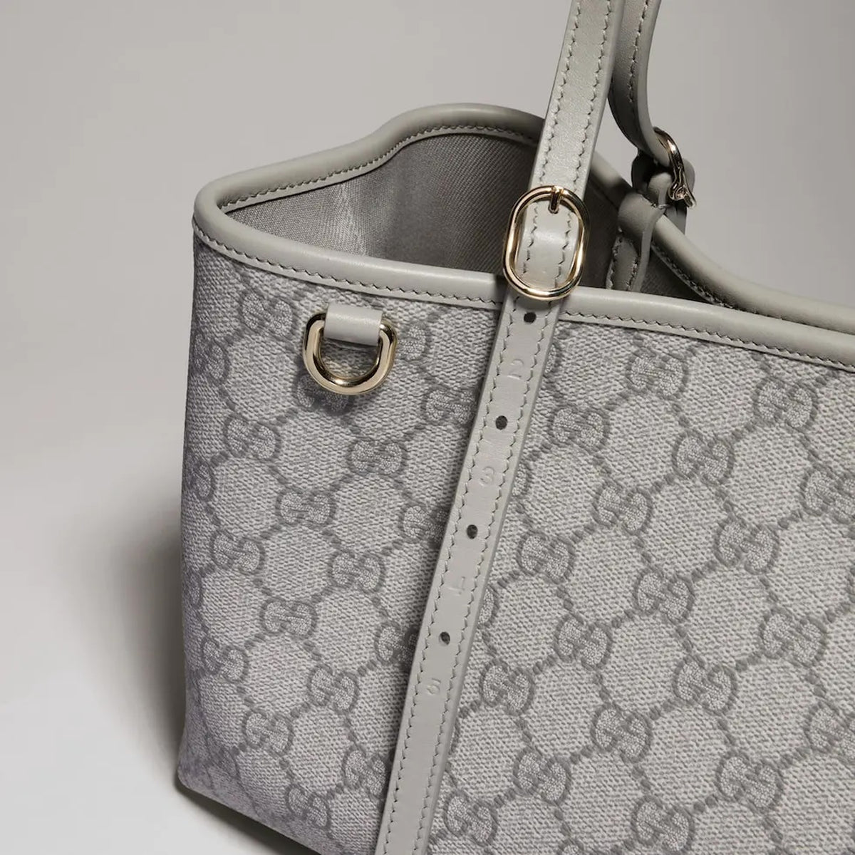 GG Emblem Tote Bag