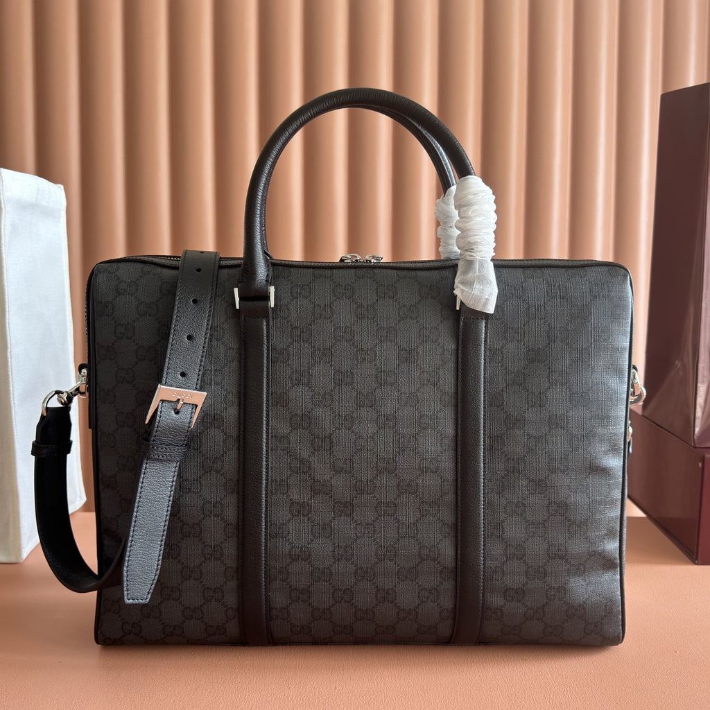 Essence Classic Medium Briefcase