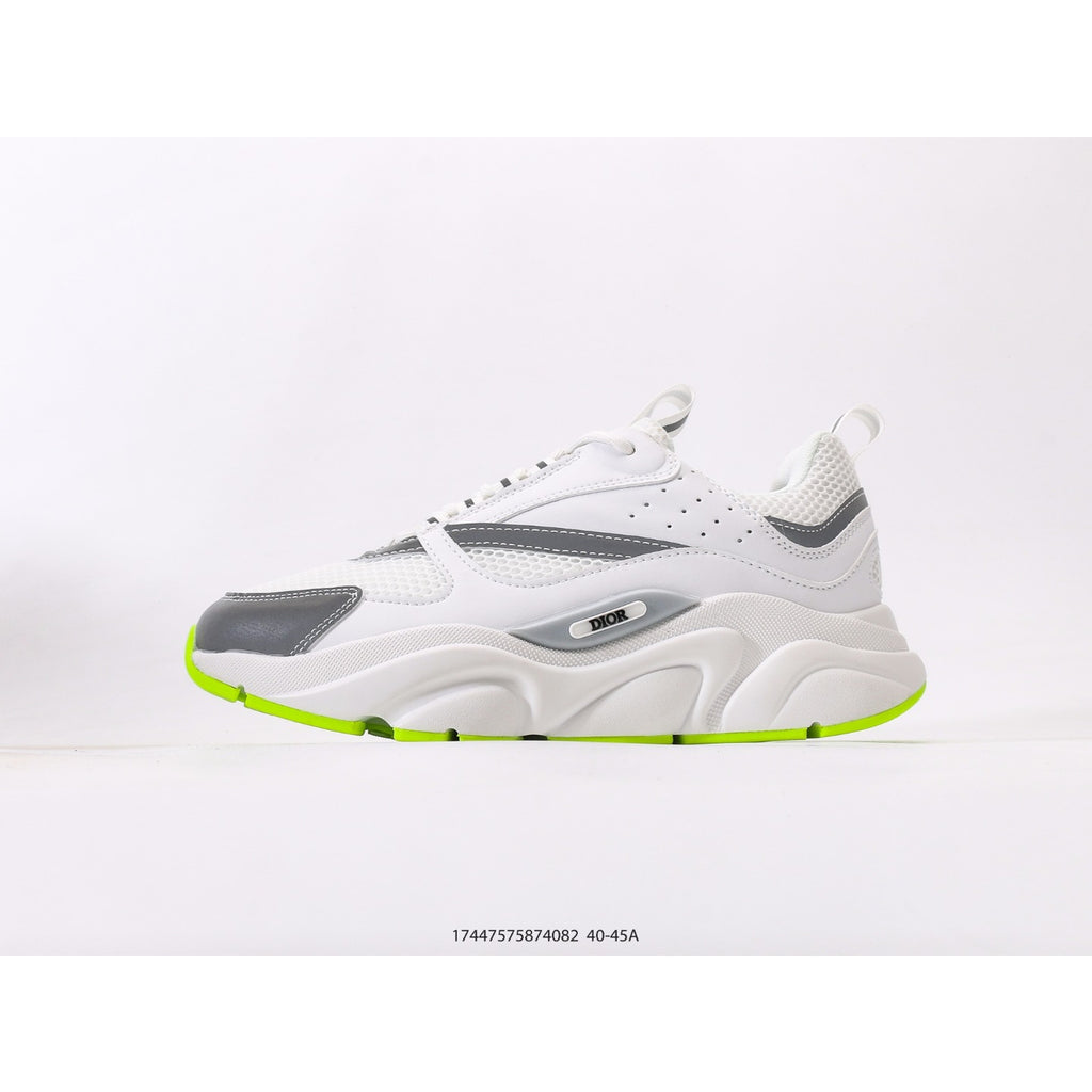 B22 Sneakers