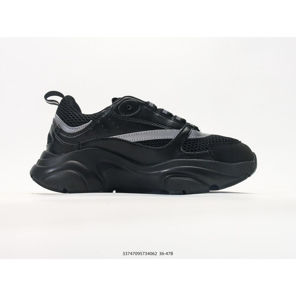 B22 Sneakers