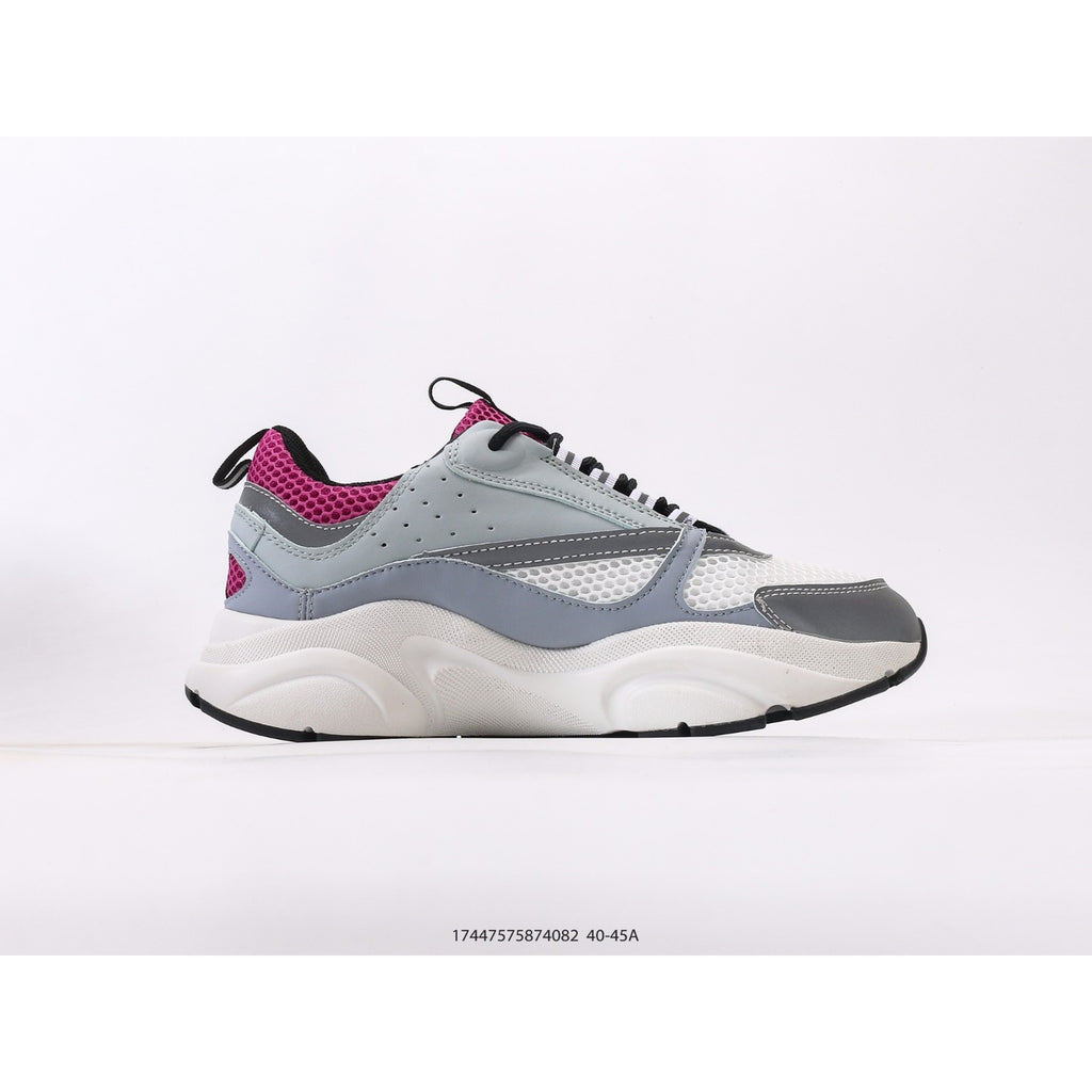 B22 Sneakers