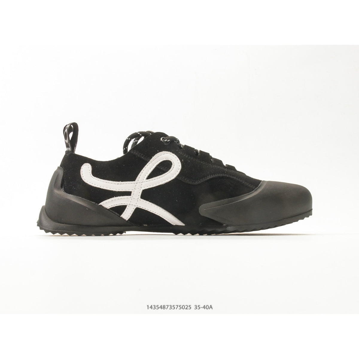 Grip Sneaker