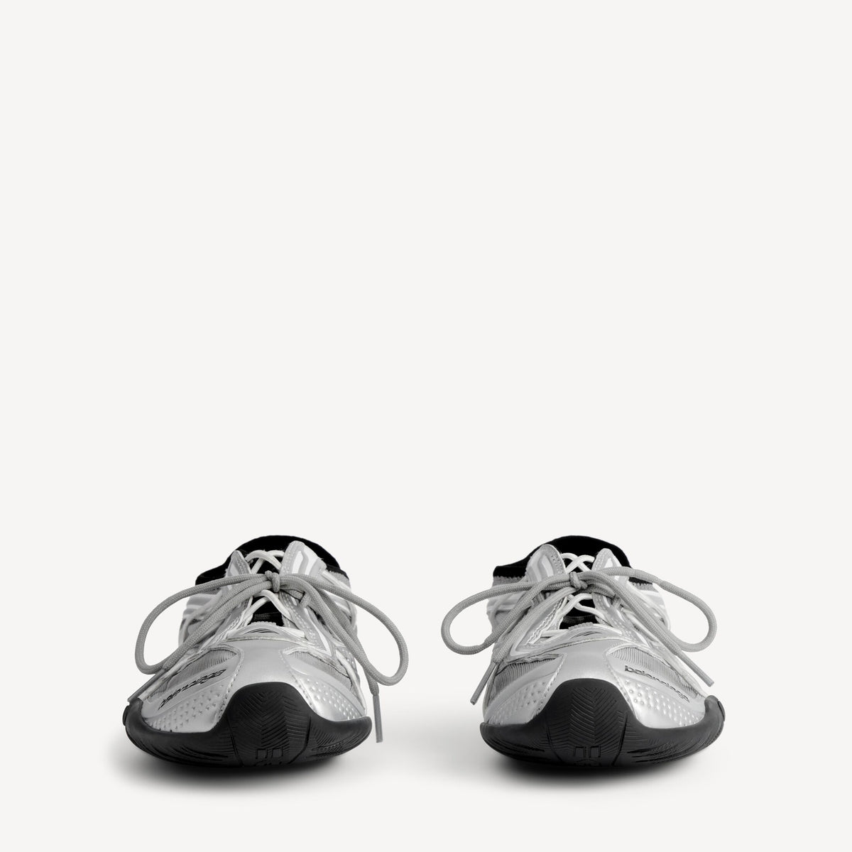 Grey/black/white