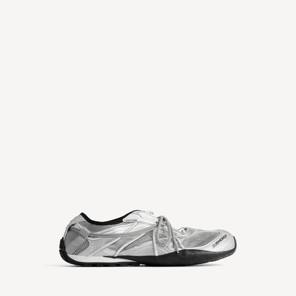 Grey/black/white