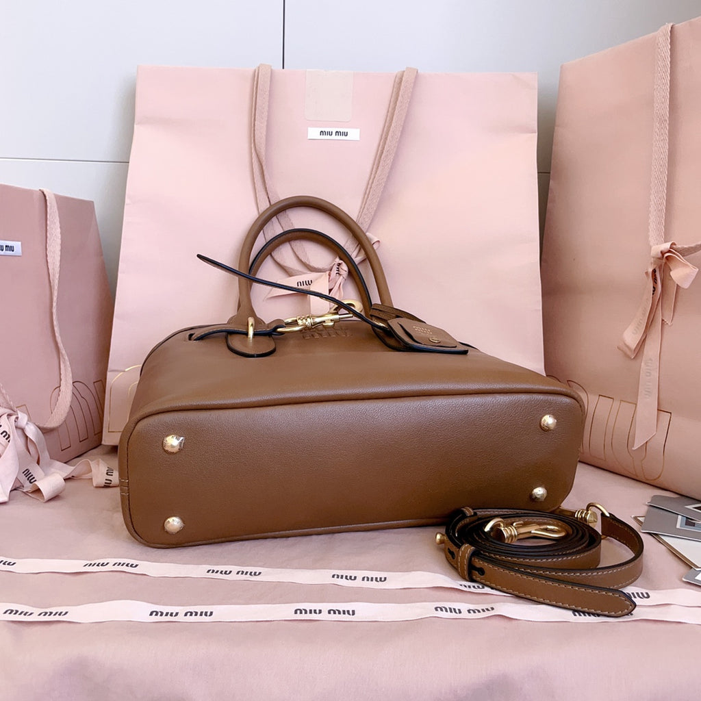 Aventure Napa Leather Bag