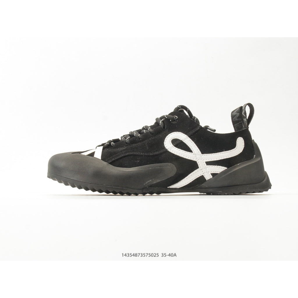 Grip Sneaker