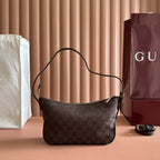 Lady Lunetta Small Shoulder Bag