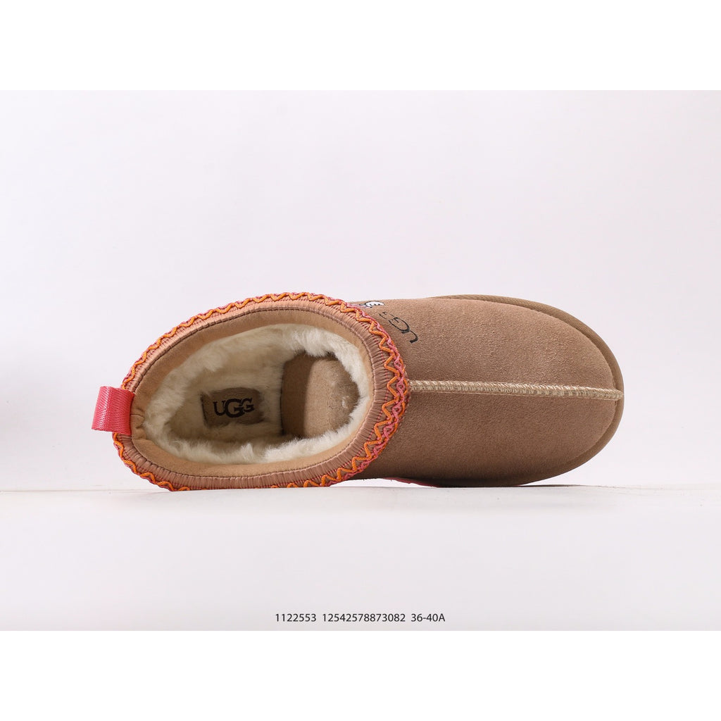UGG