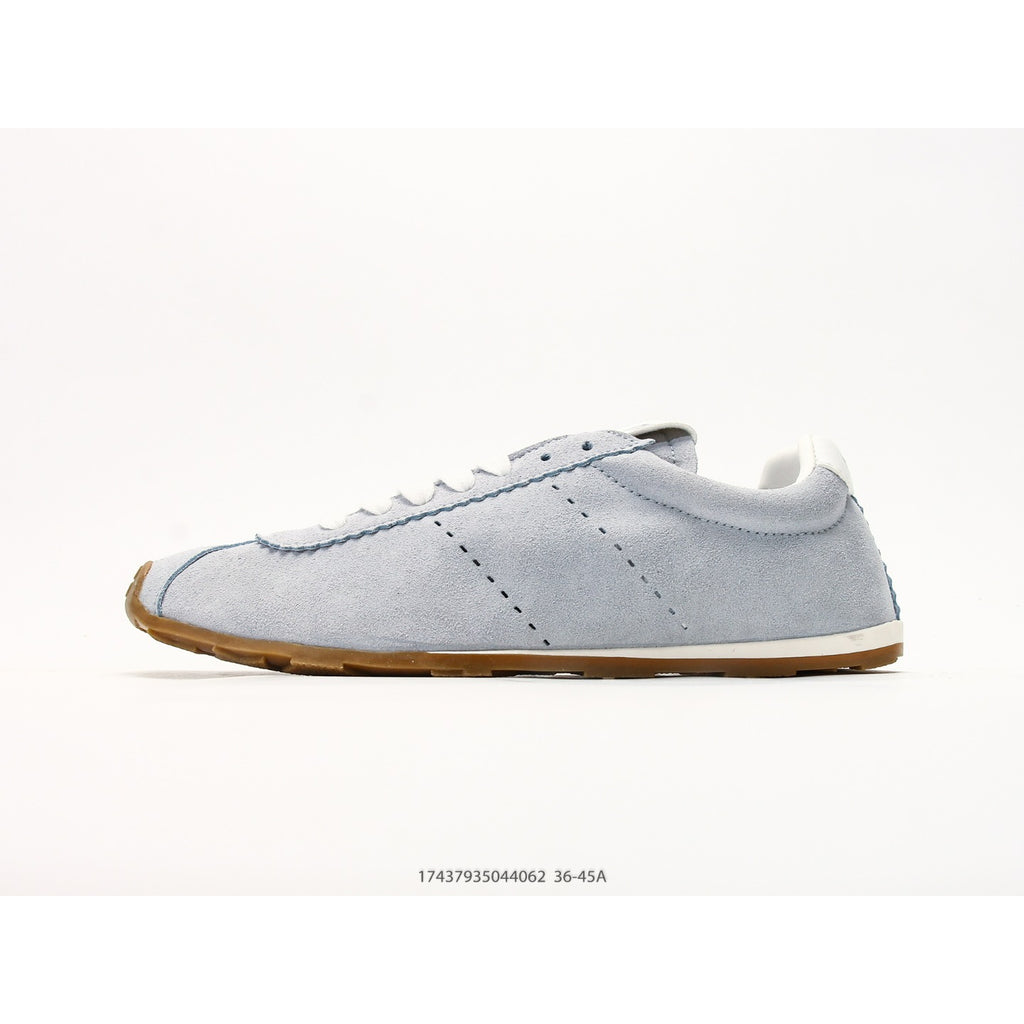 Plume Suede
