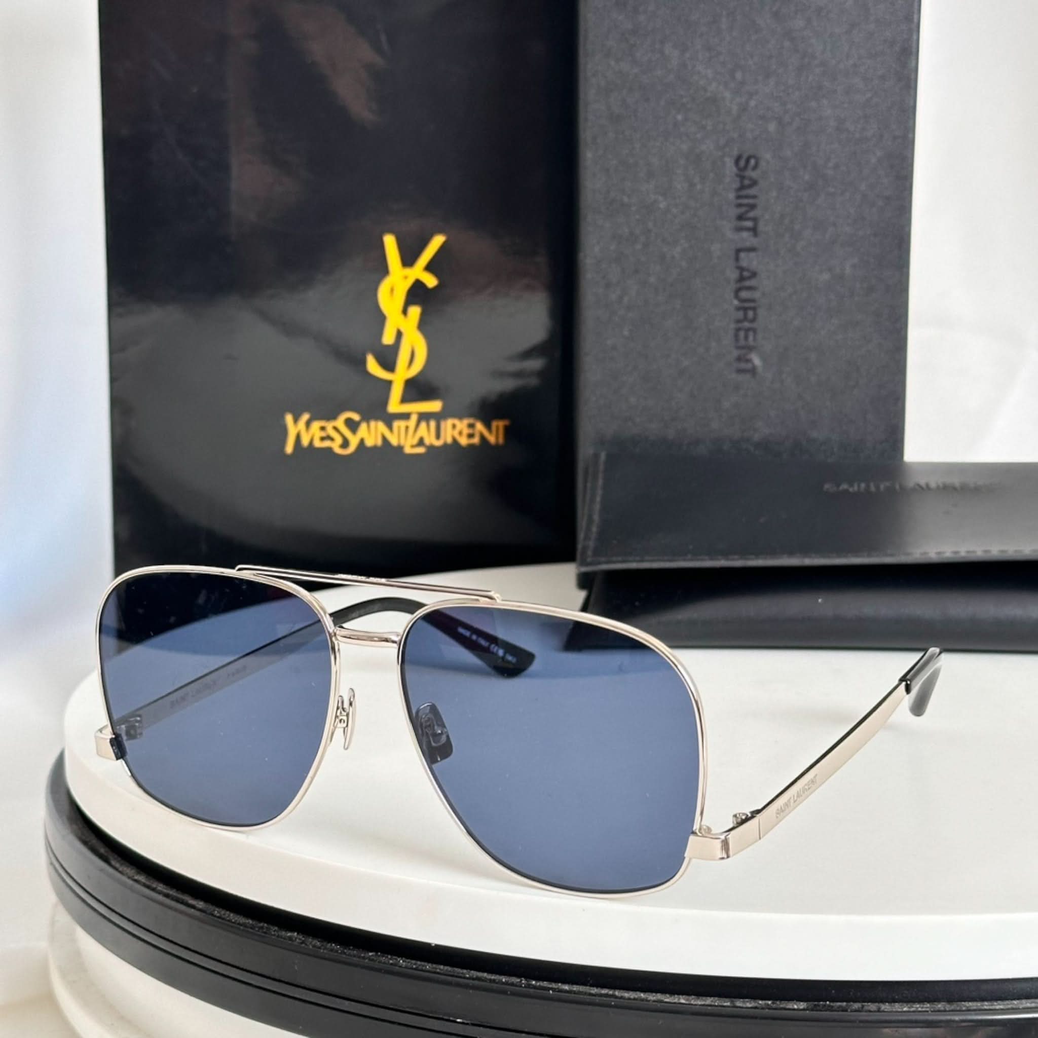 Aviator Supreme