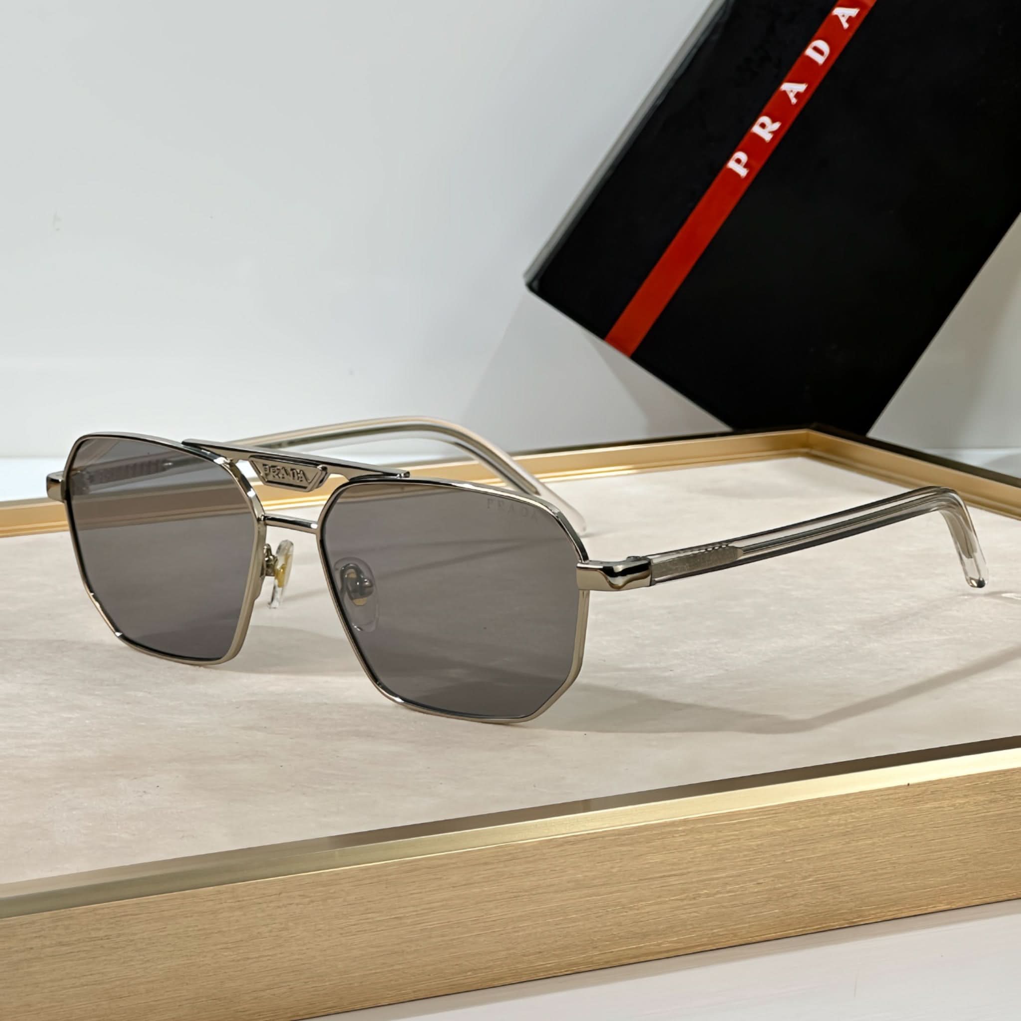 NobleShades