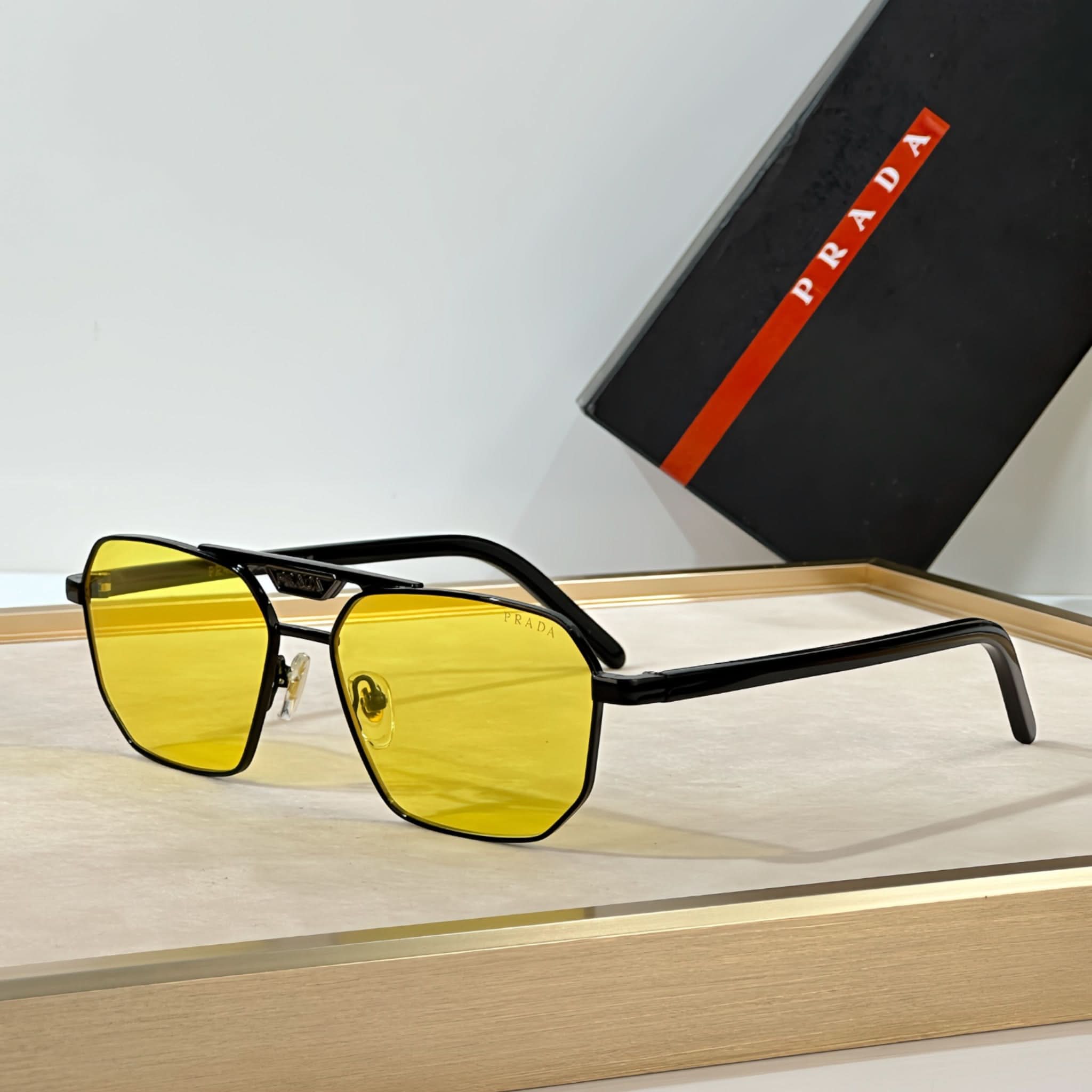 NobleShades