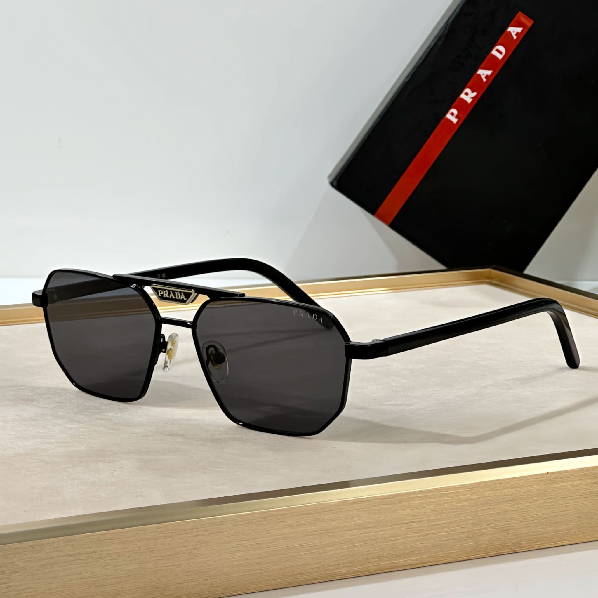 NobleShades