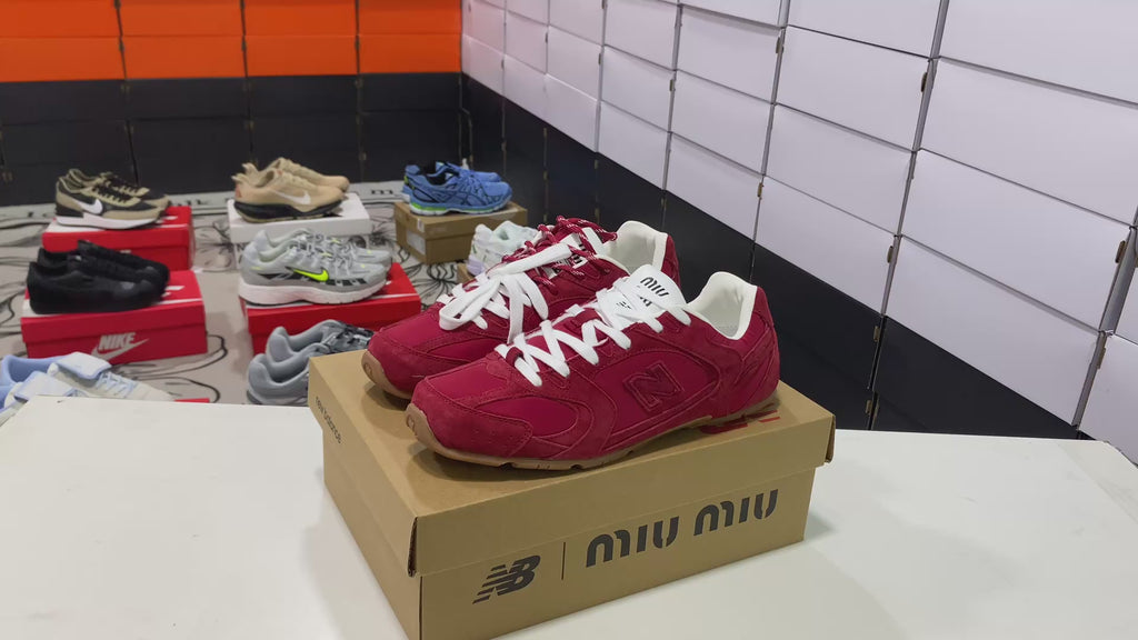 NB 530 SL Miu Miu Suede