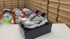 B22 Sneakers